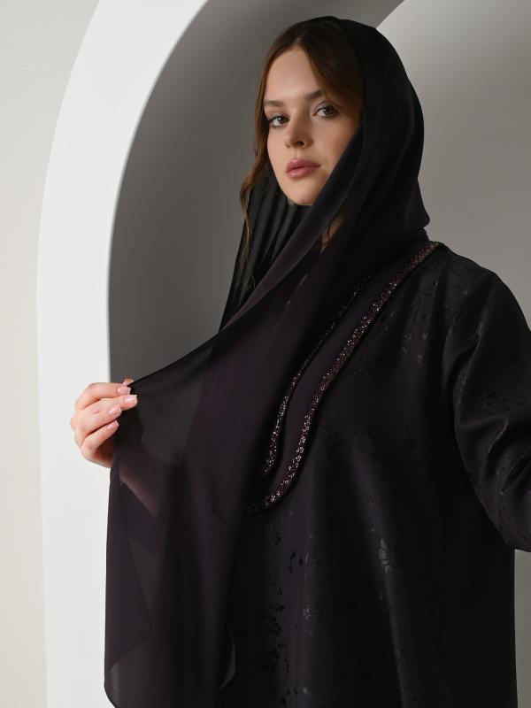 عباية بياقة مميّزة 4